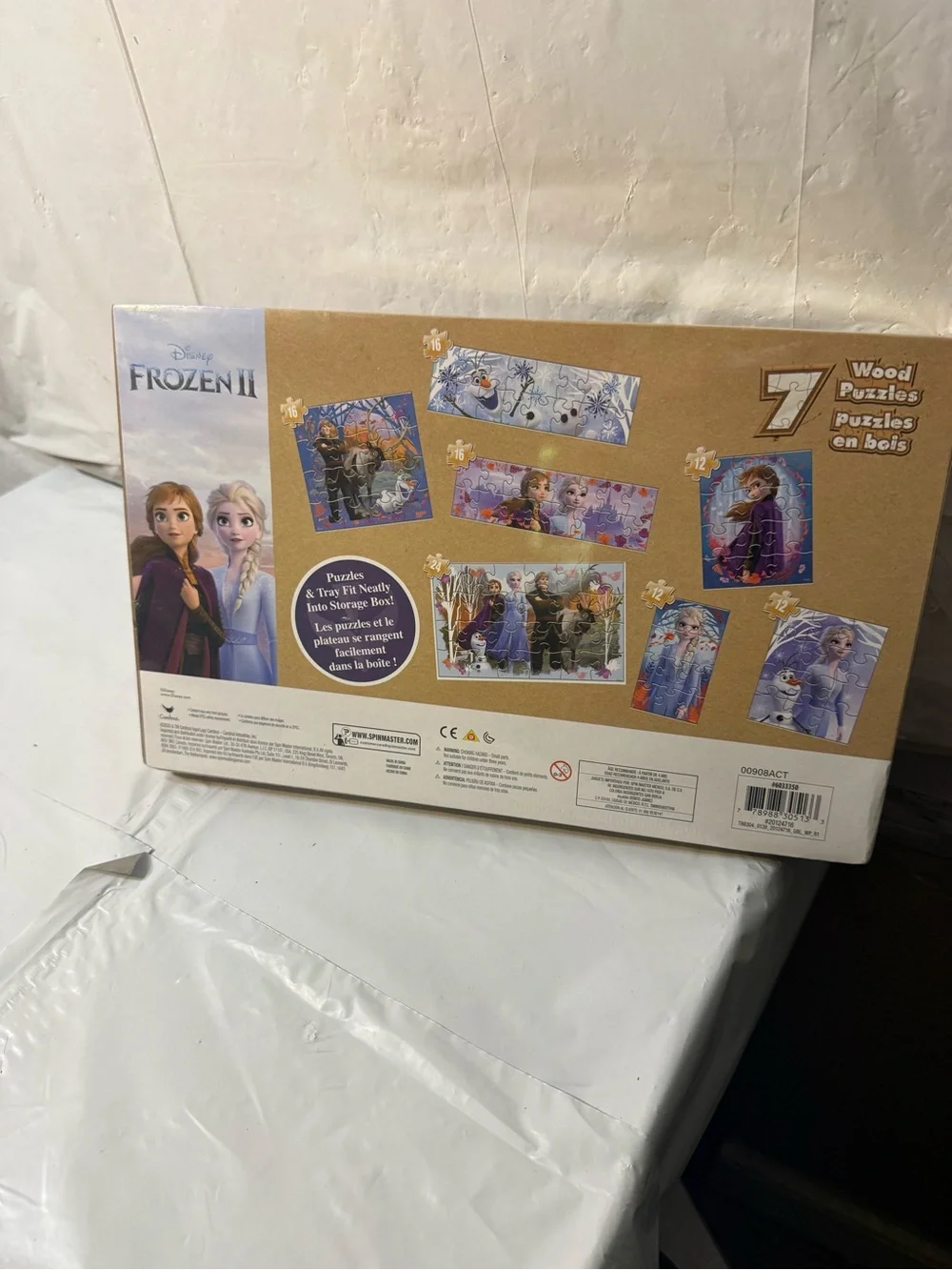 Disney Frozen II wooden puzzle set